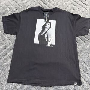Primitive Skateboarding Sexy Girl Portrait Black XL Streetwear Graphic T-Shirt